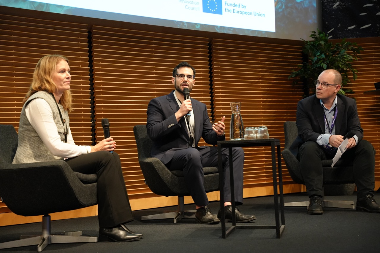 Annbjørg Falck, Henrik Klein Moberg and Robert Roth during the AstraZeneca BioVentureHub & Company Stories panel.
